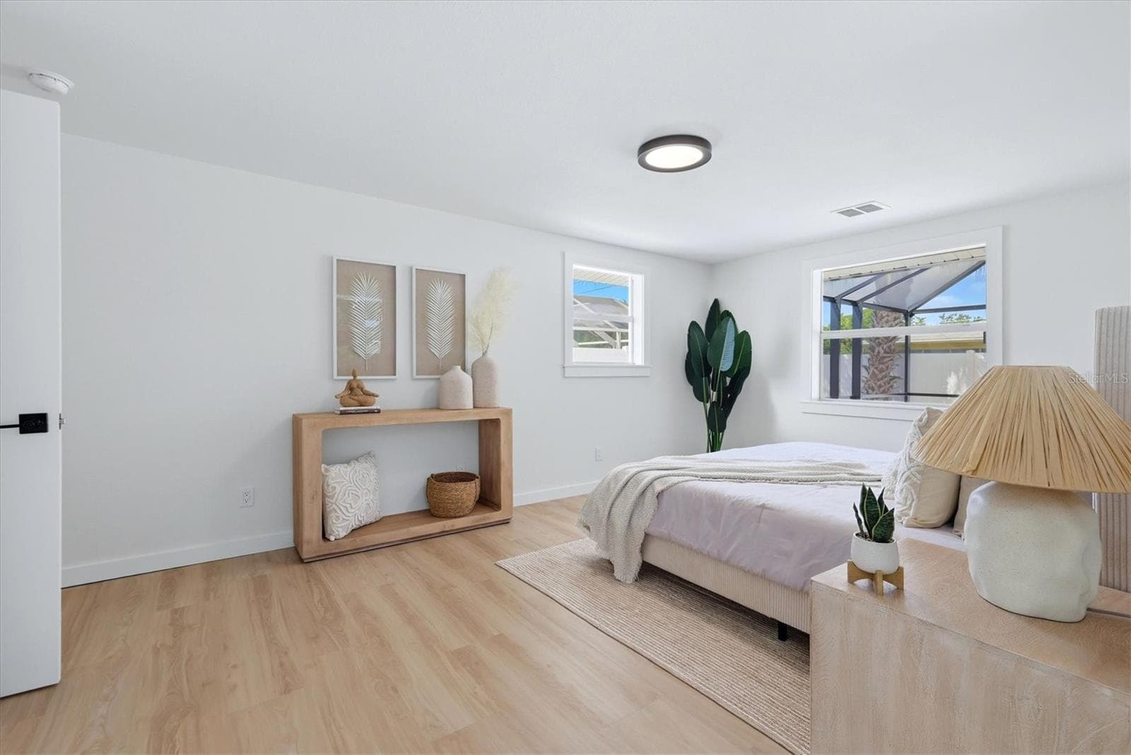 Single Family Residence at 512 SANTE JOSEPH ST, VENICE, photo 20 of 59