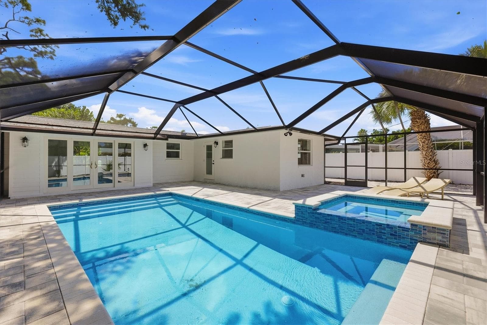 Single Family Residence at 512 SANTE JOSEPH ST, VENICE, photo 25 of 59