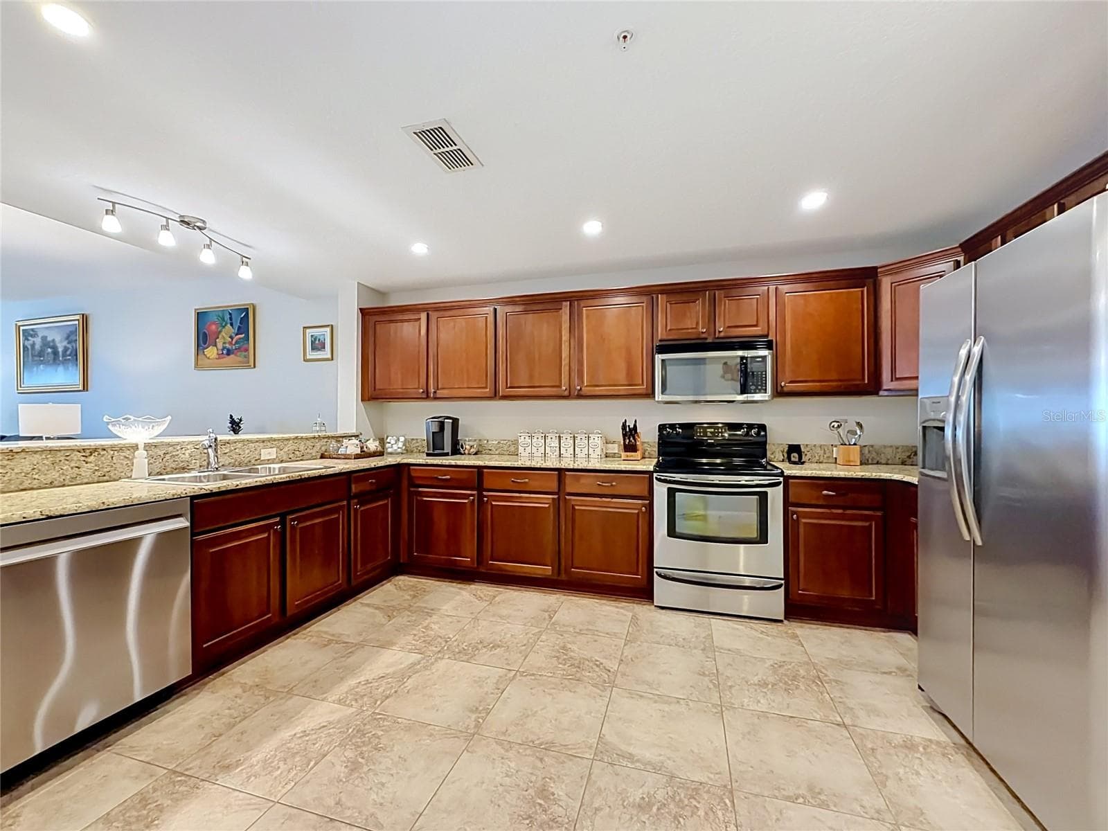 Kitchen area - 225 W SEMINOLE BLVD #413, SANFORD