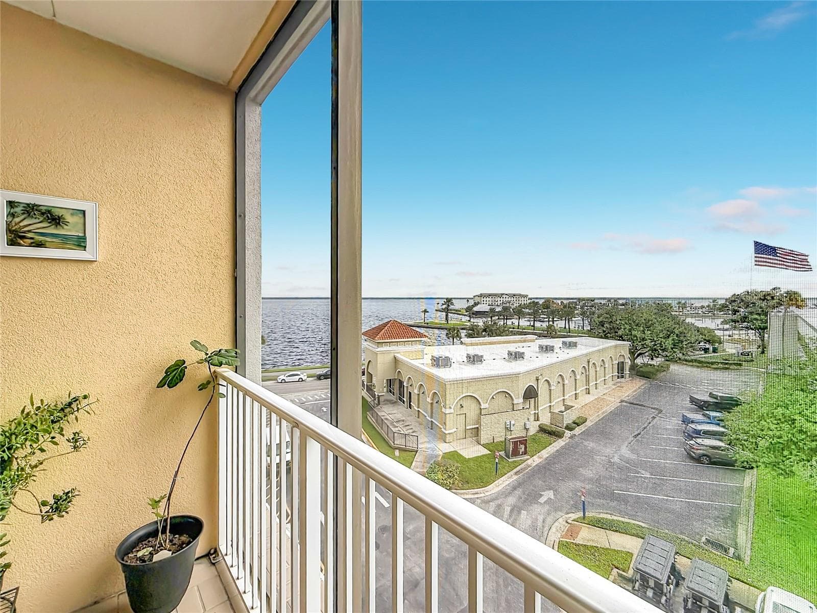 Screened in Bake Patio for Relaxing and Enjoying both Marina and Lake Monroe Views - 225 W SEMINOLE BLVD #413, SANFORD