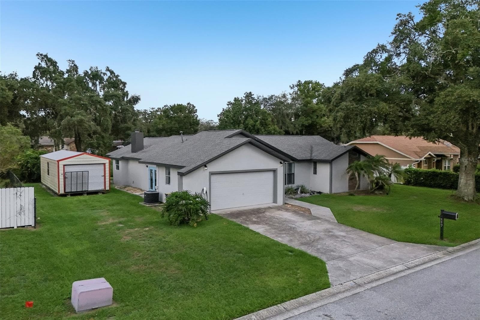 Single Family Residence at 117 HOMEWOOD DR, WINTER HAVEN, photo 2 of 54