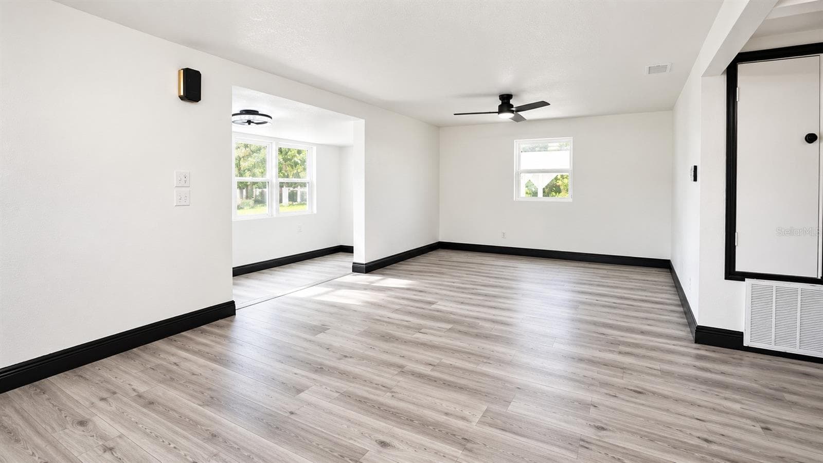 Living Room - 334 W BERESFORD RD, DELAND