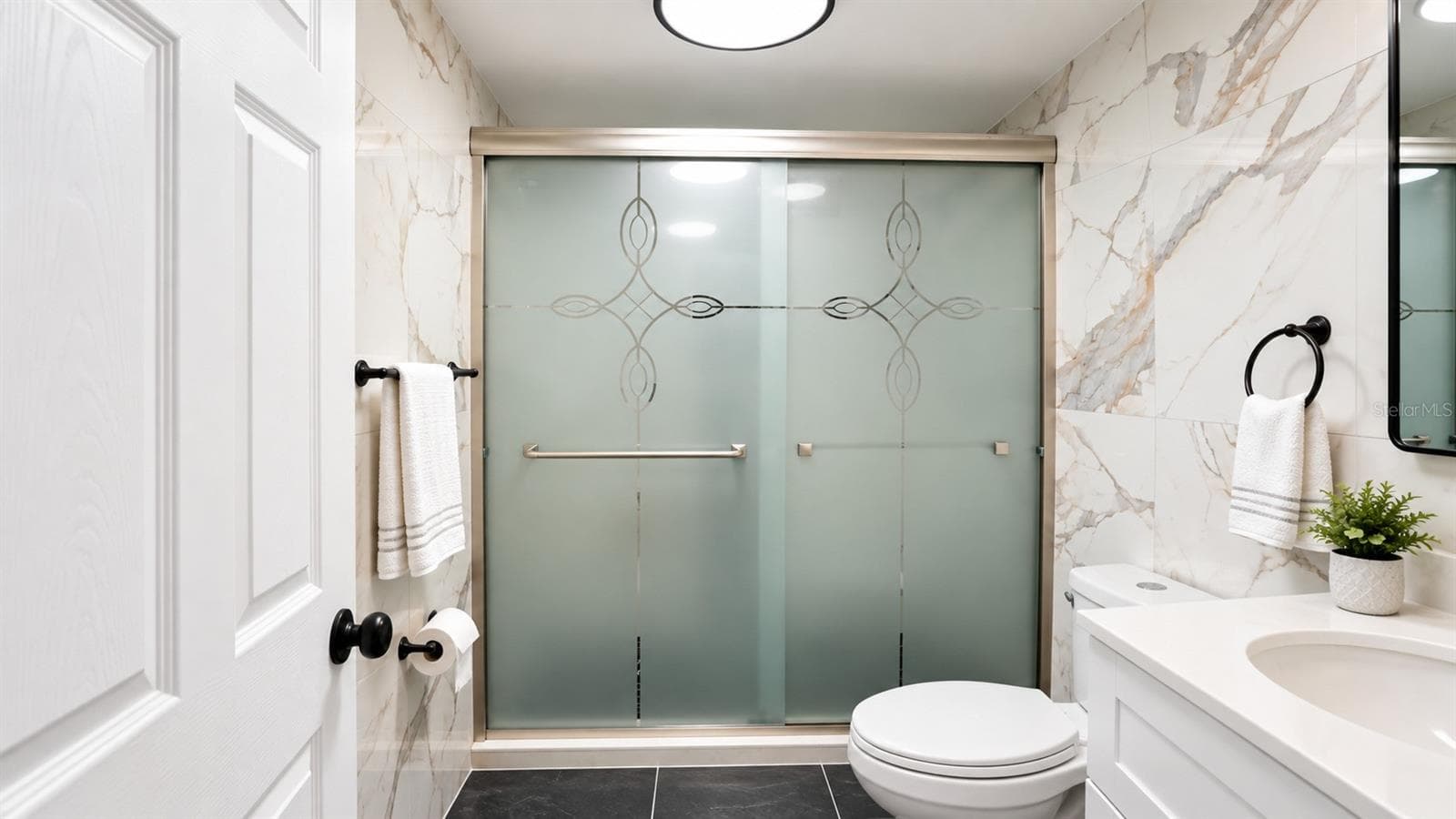 Master Bathroom - 334 W BERESFORD RD, DELAND