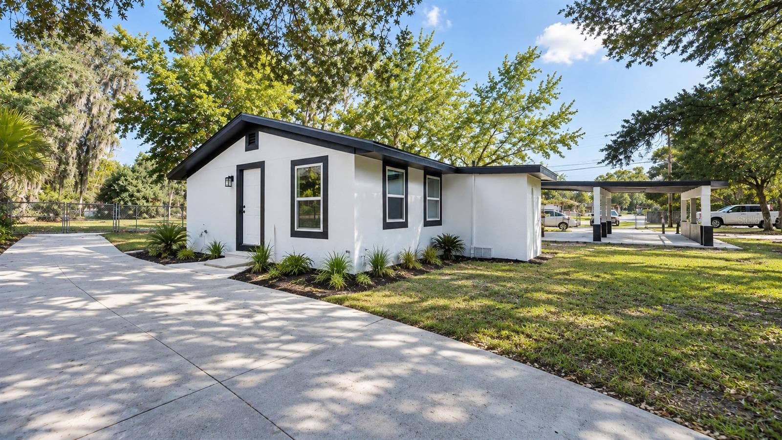 Backside Of the House - 334 W BERESFORD RD, DELAND