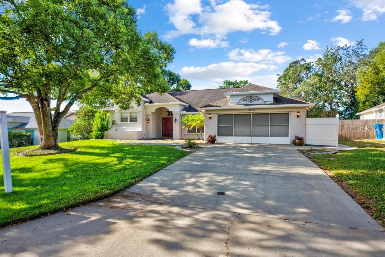 Single Family Residence at 8088 SPANISH OAK DR, SPRING HILL, photo 2 of 28