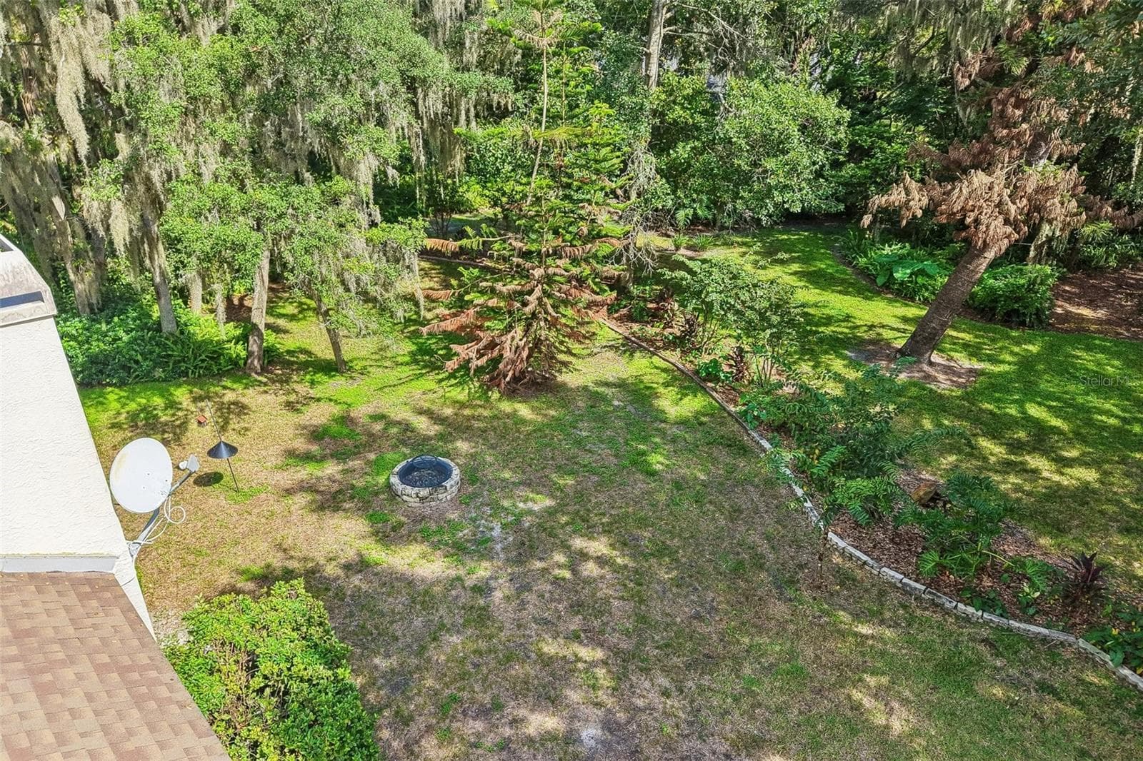Back/side yard views! - 3503 OAK CLUB CT, PLANT CITY