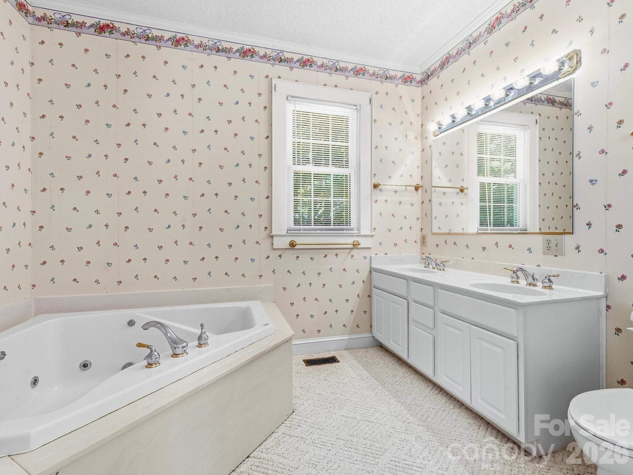 Primary bathroom - 1308 Charlotte Highway, Fairview