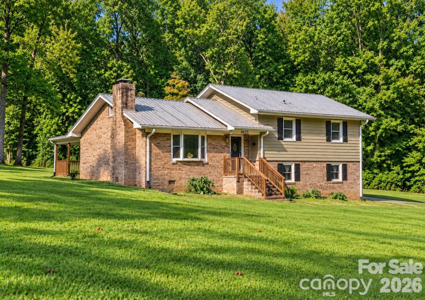 4935 Fish Pond Road