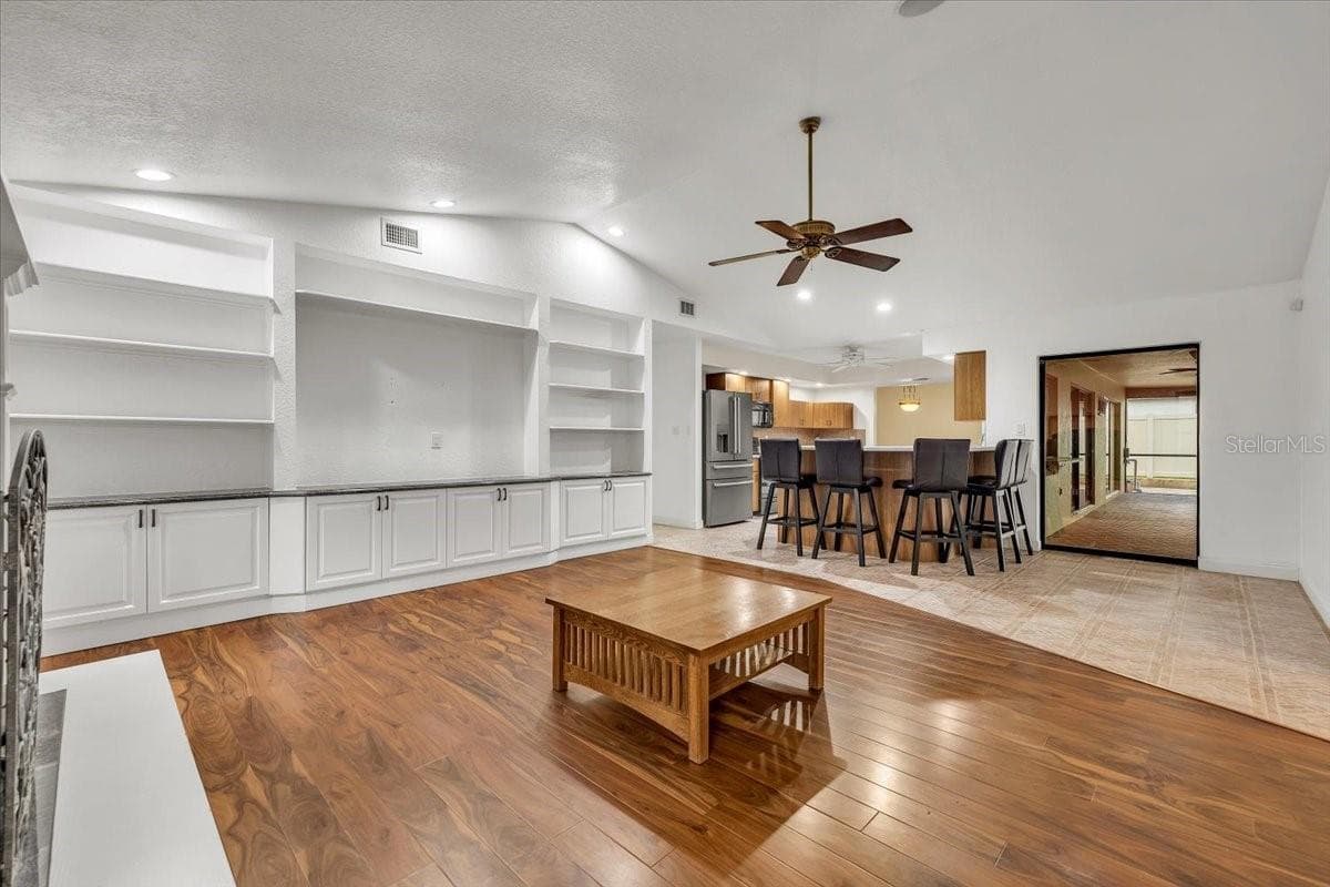 FAMILY ROOM - 21238 HUBBARD AVE, PORT CHARLOTTE