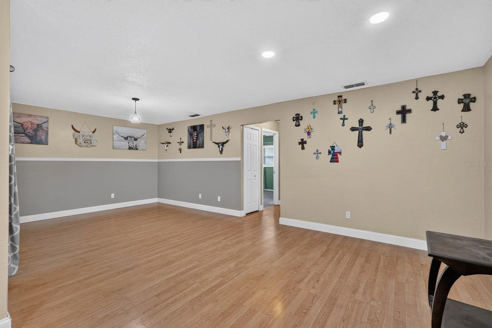 Living Area - 319 QUAKER RIDGE DR, DAYTONA BEACH