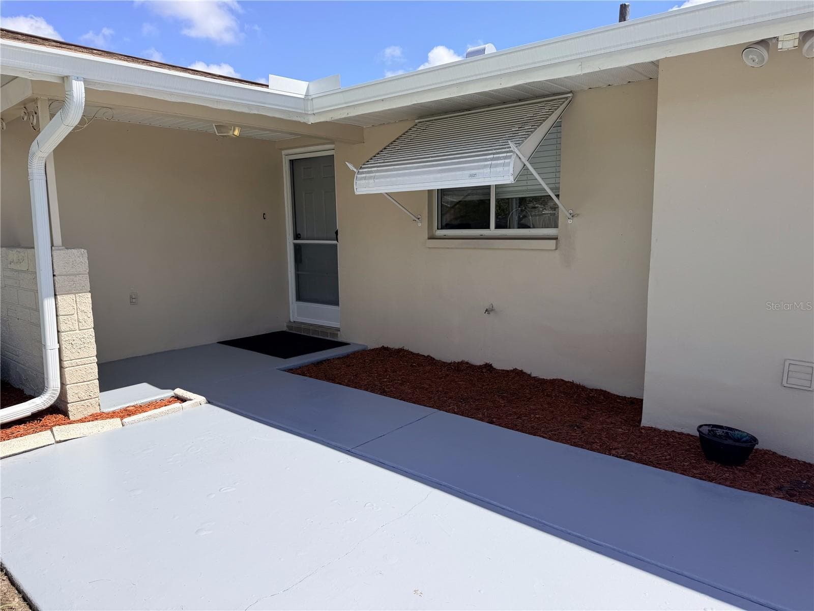 Single Family Residence at 10118 HOLLY DR, PORT RICHEY, photo 5 of 28