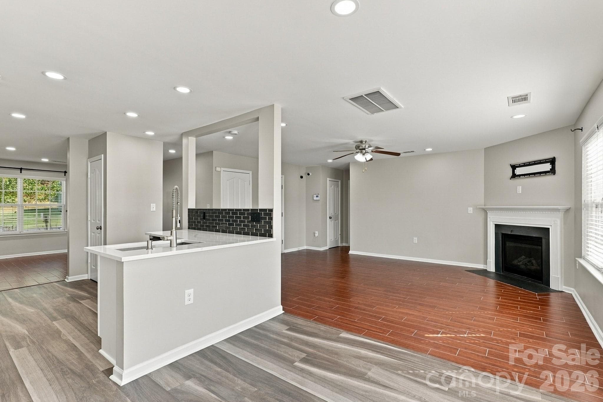 Breakfast Nook - 2204 Reid Pointe Avenue, Indian Land