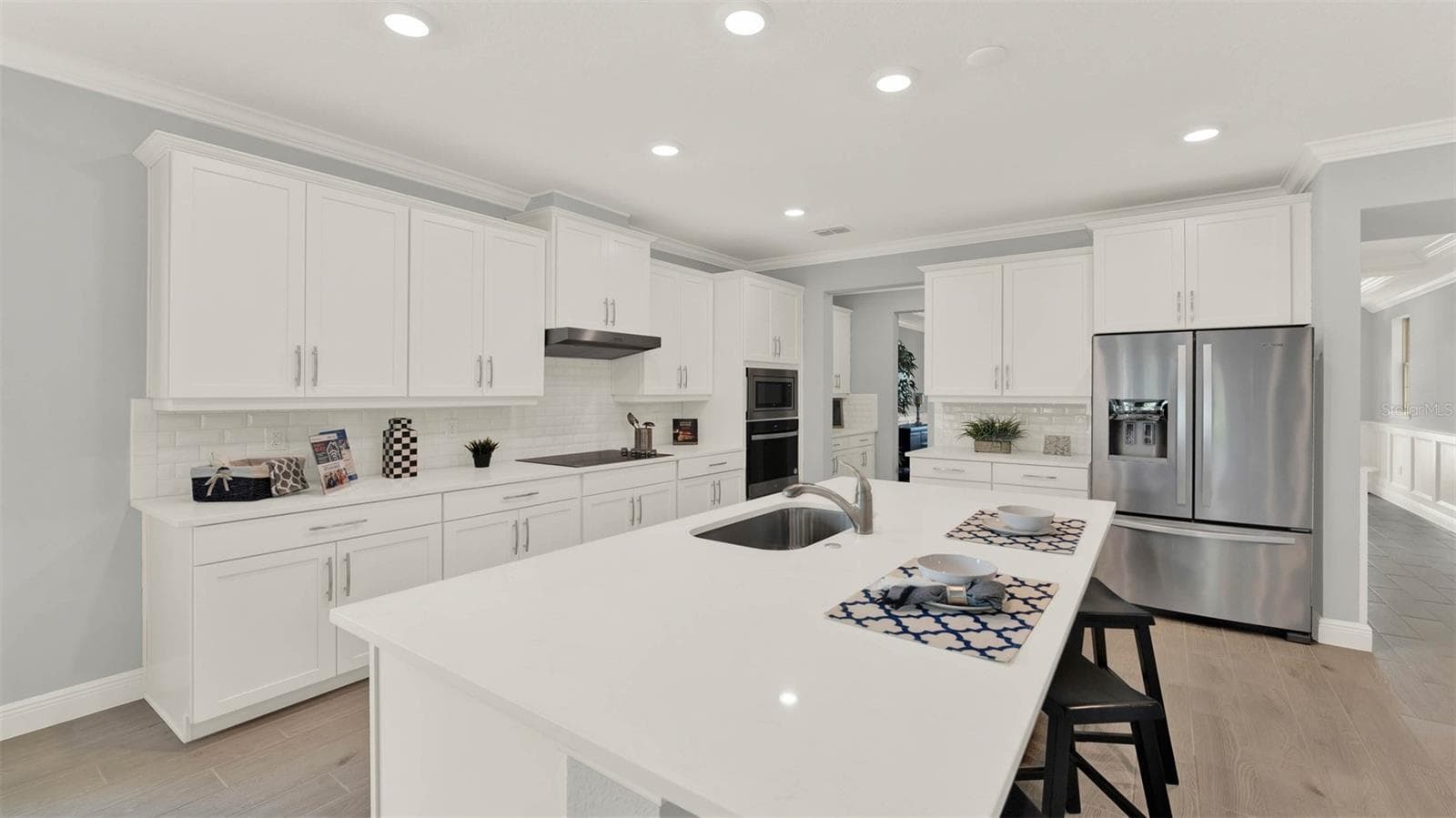 Single Family Residence at 11851 SHINE VIEW LN, WINTER GARDEN, photo 9 of 76