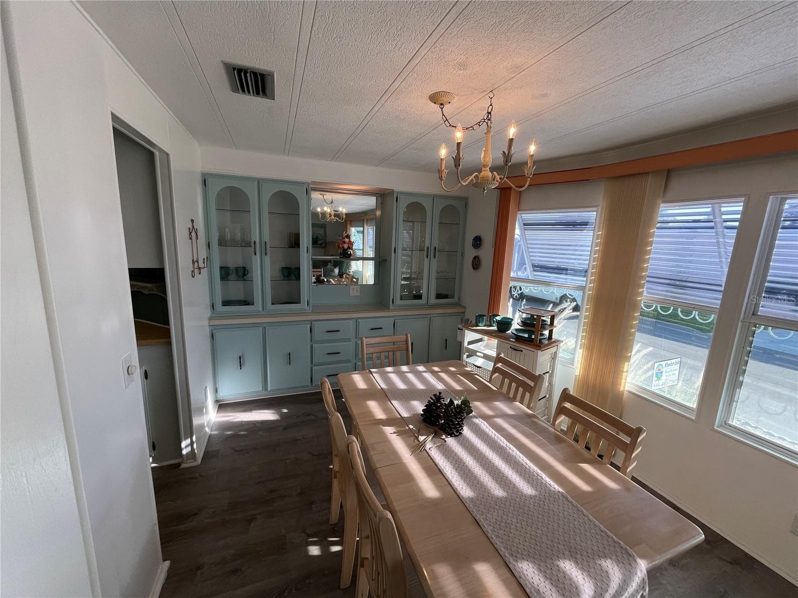 Manufactured Home at 984 JOLANDA CIR, VENICE, photo 15 of 42