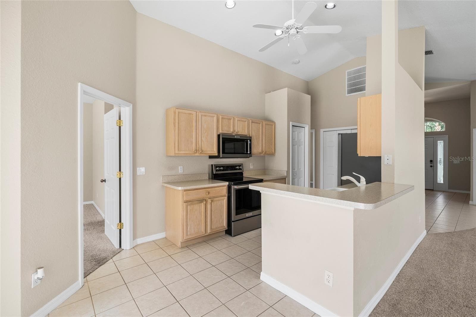 Villa at 1436 HEDGEWOOD CIR, NORTH PORT, photo 11 of 38