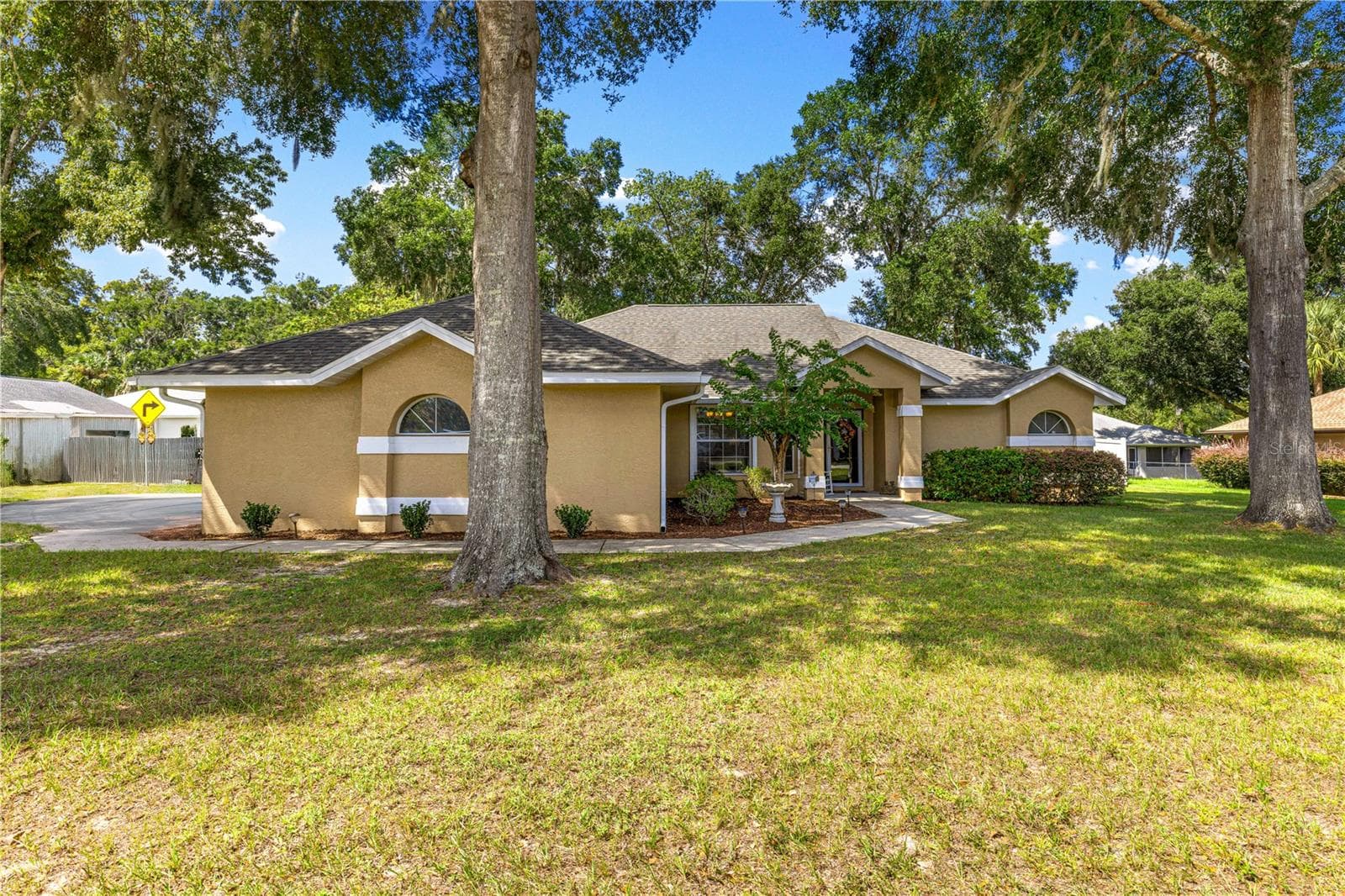 Single Family Residence at 1318 SE 66TH AVE, OCALA, photo 3 of 45