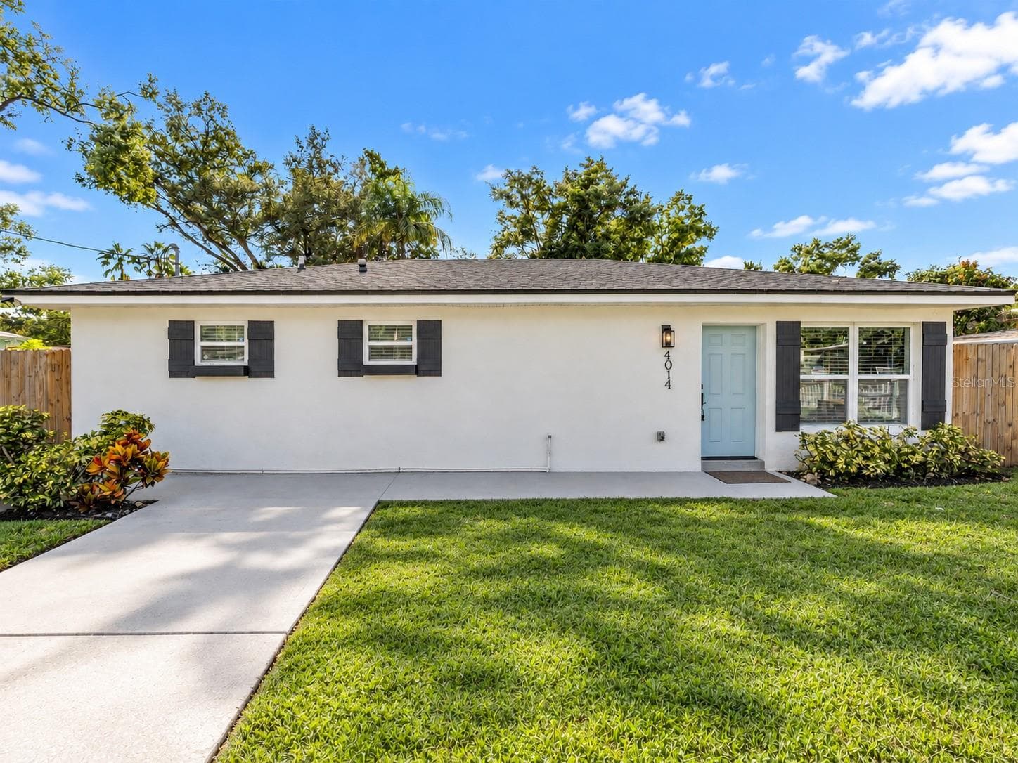 Single Family Residence at 4014 MCLANE DR, TAMPA, photo 2 of 33