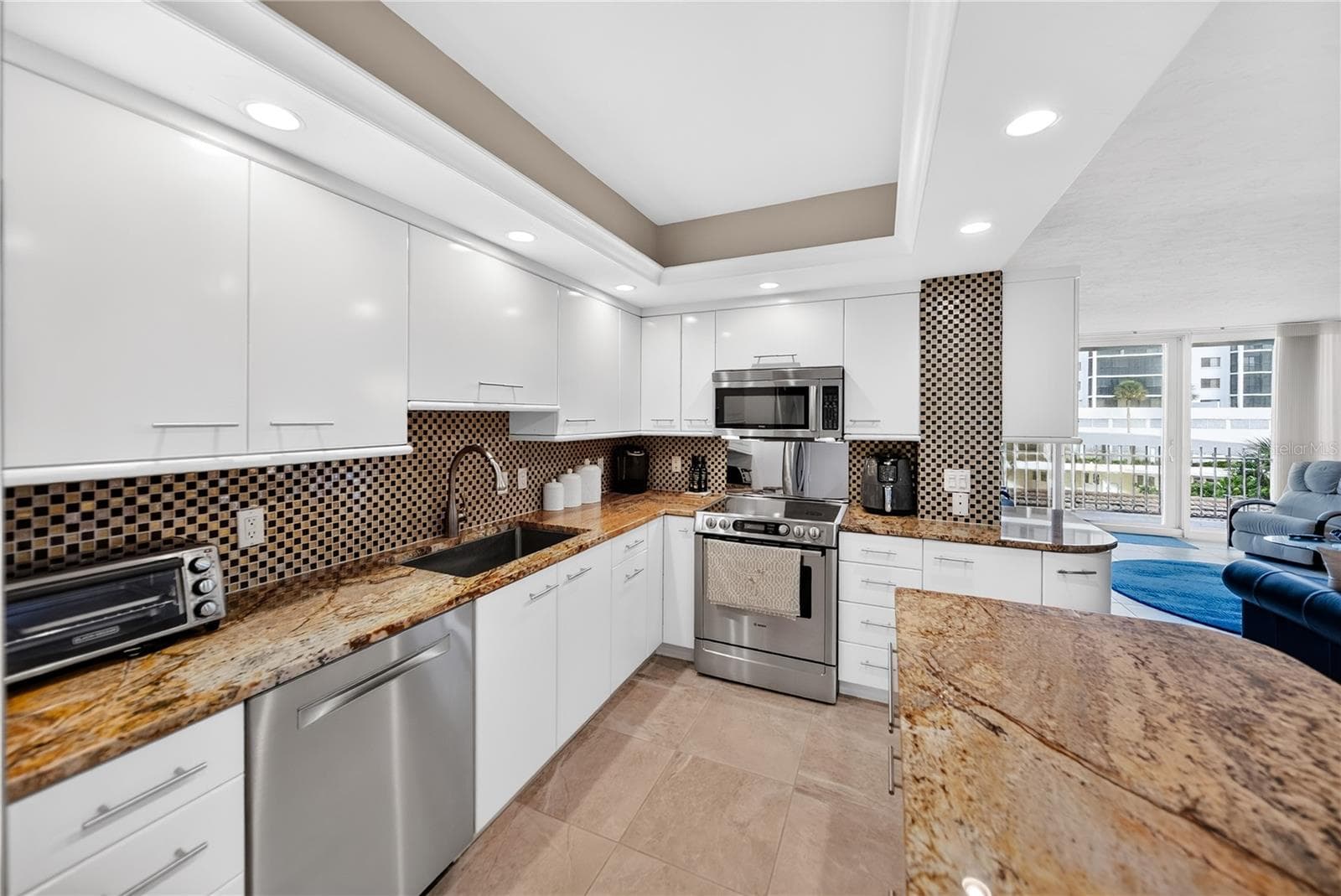 Condominium at 1212 BENJAMIN FRANKLIN DR #206, SARASOTA, photo 13 of 62