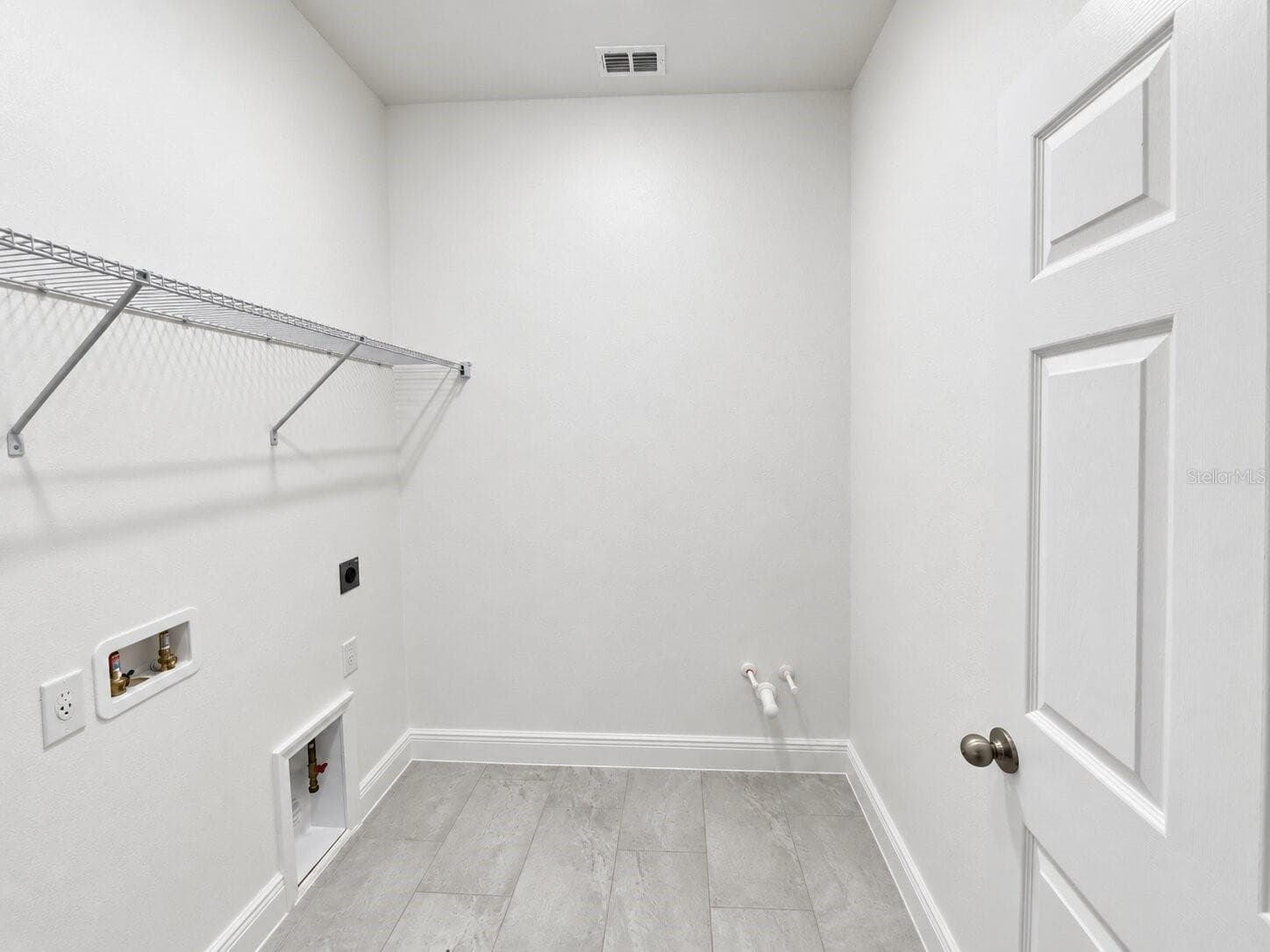 Laundry Room - 416 LEMONGRASS RD, MINNEOLA
