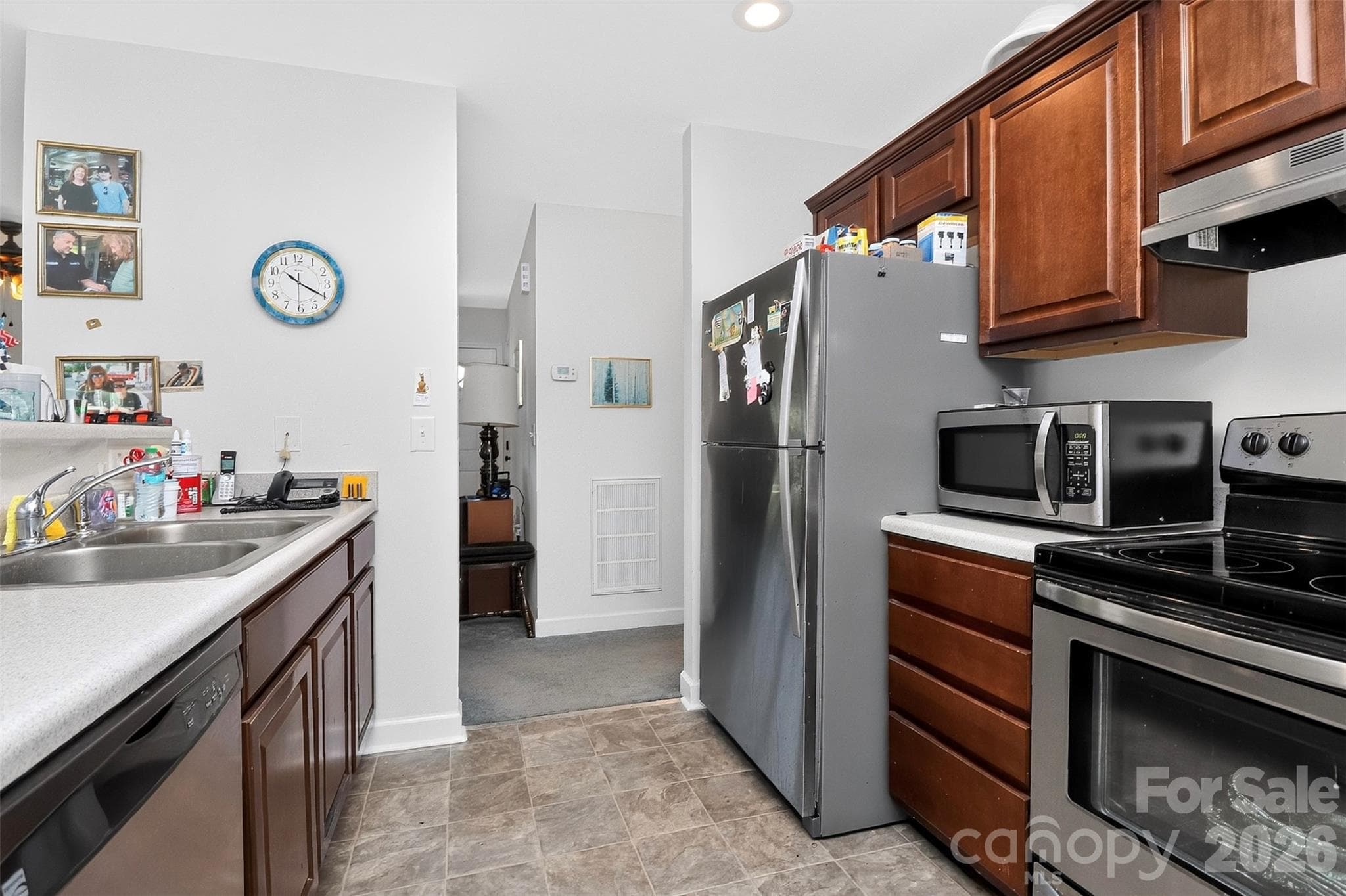 Single Family Residence at 2454 Oak Valley Lane, Maiden, photo 15 of 45