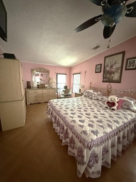 Manufactured Home at 1001 STARKEY RD #190, LARGO, photo 13 of 25