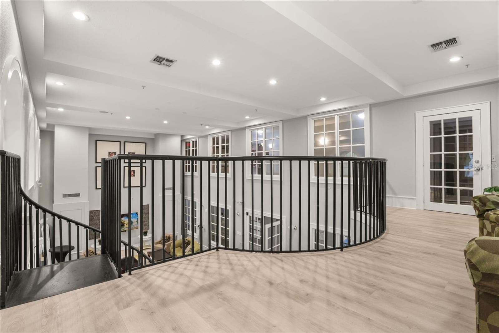 Clubhouse - 860 N ORANGE AVE #323, ORLANDO