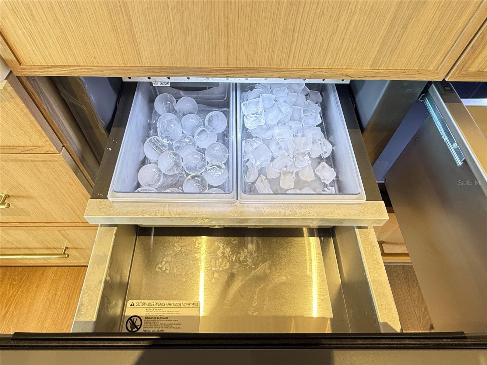 Kitchen Icemaker - 4643 VAN KLEECK DR, NEW SMYRNA BEACH