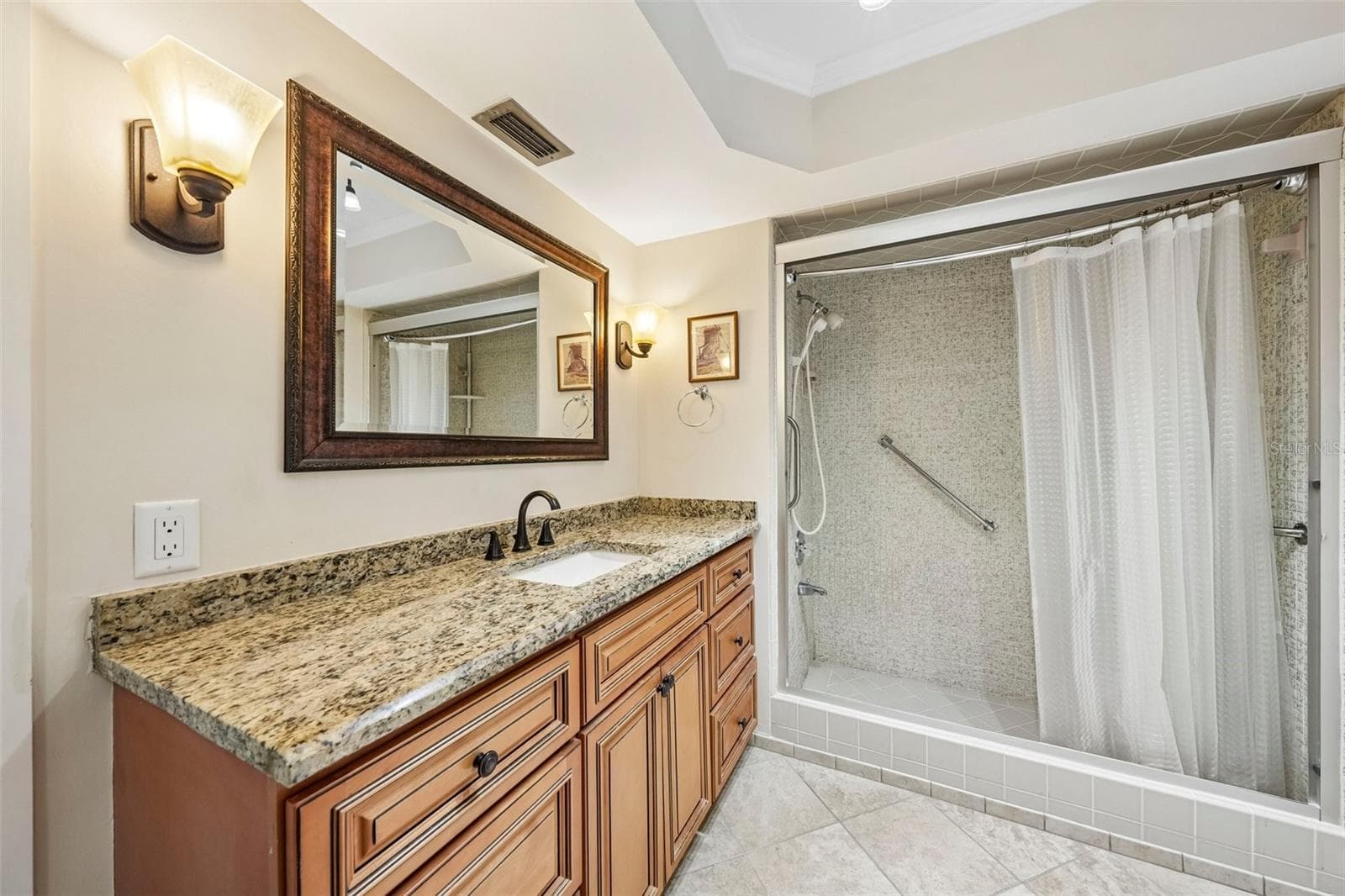 Condominium at 5108 BRITTANY DR S #805, ST PETERSBURG, photo 15 of 28