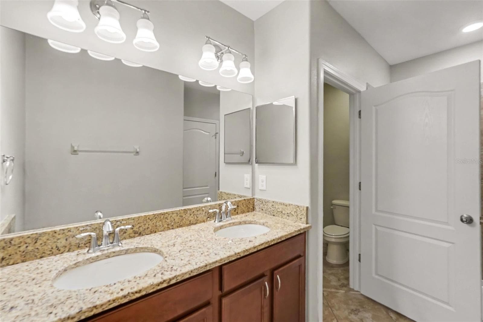 Single Family Residence at 1817 HARBOUR BLUE ST, RUSKIN, photo 7 of 15