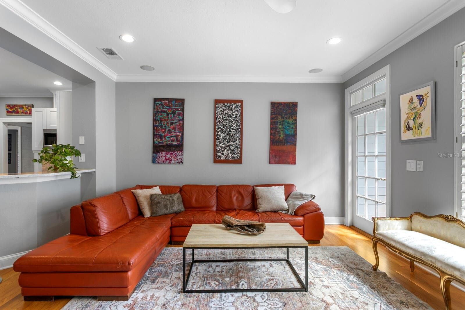 Family Room - 908 HARBOUR BAY DR, TAMPA