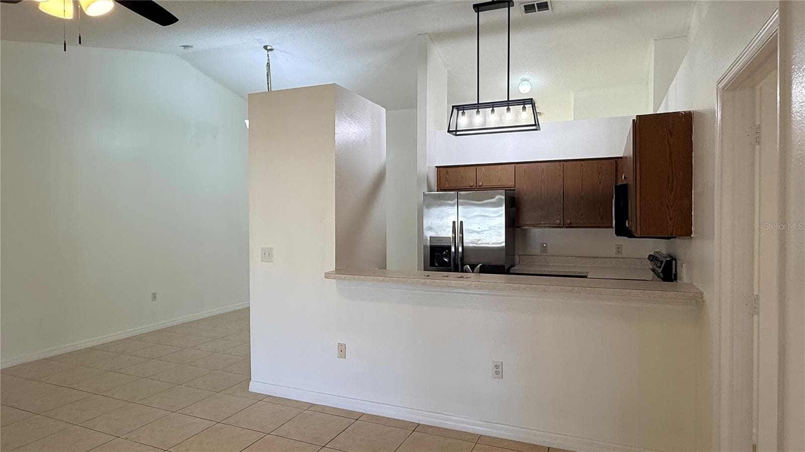 Townhouse at 1175 JADE EAST LN, KISSIMMEE, photo 9 of 37