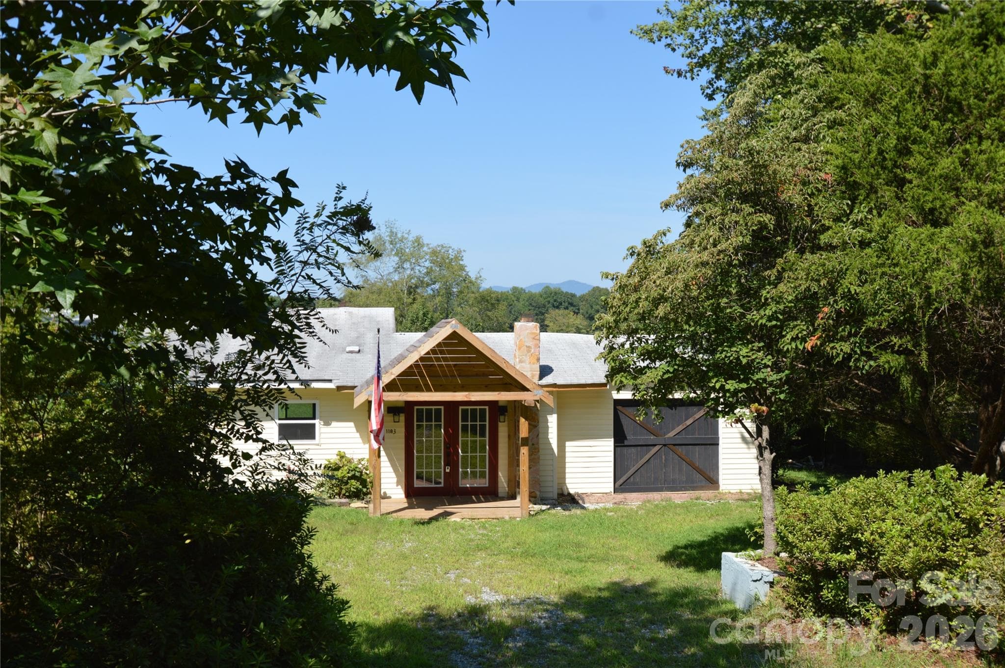 1183 Sandy Plains Road