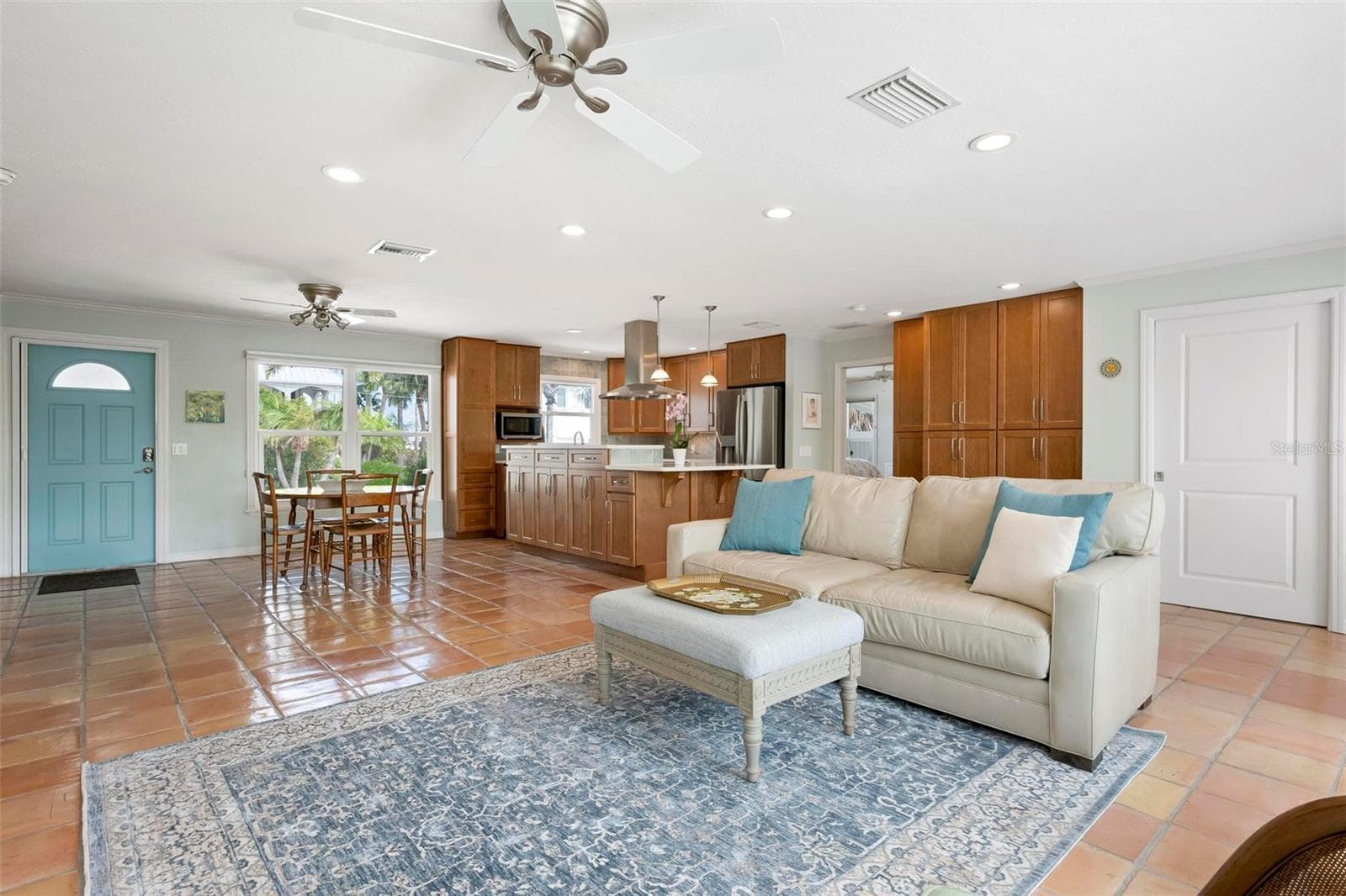 Entry way and open concept living - 503 65TH ST, HOLMES BEACH