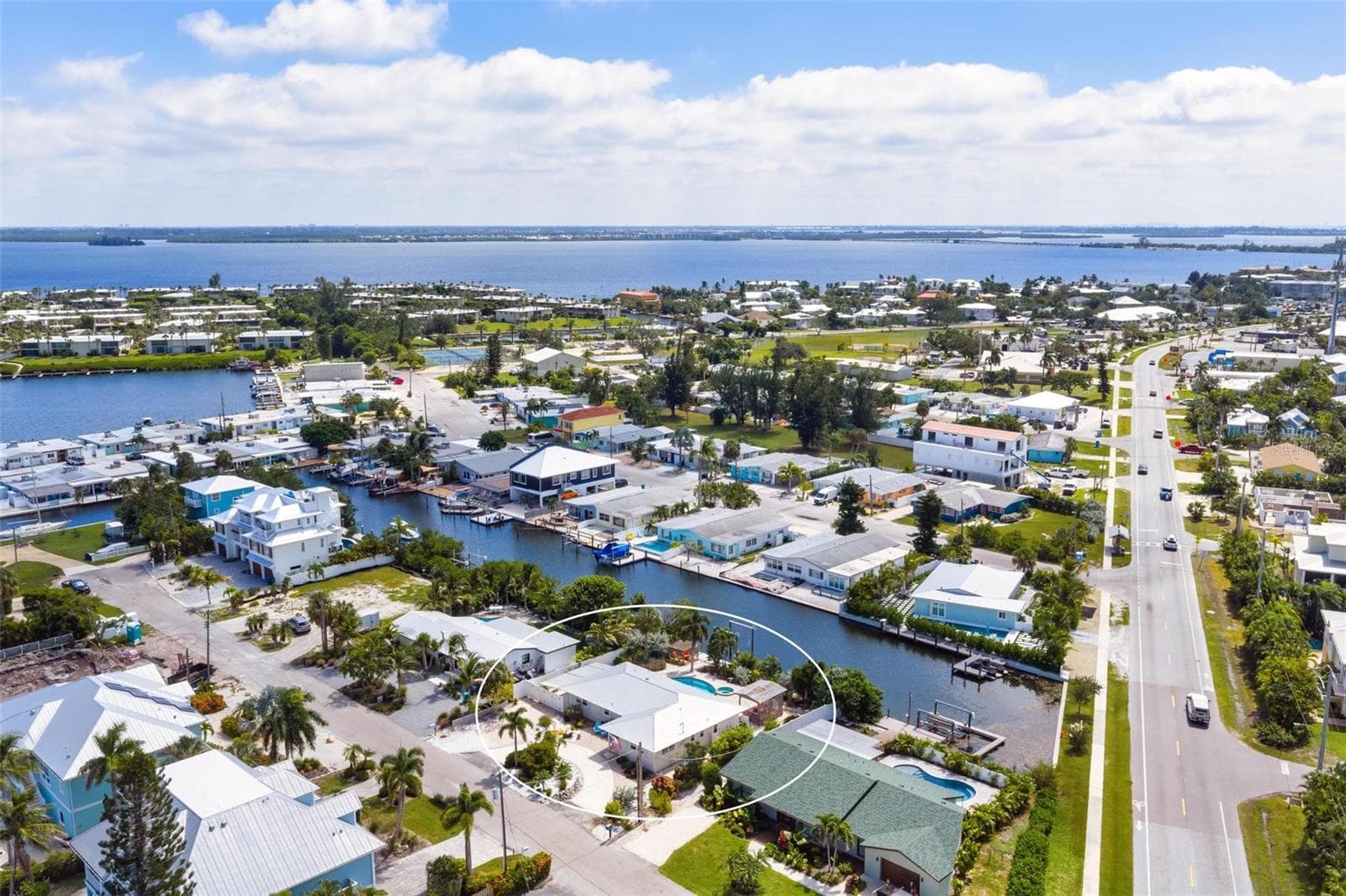 Aerial views to the south and the intracoastal waterway - 503 65TH ST, HOLMES BEACH