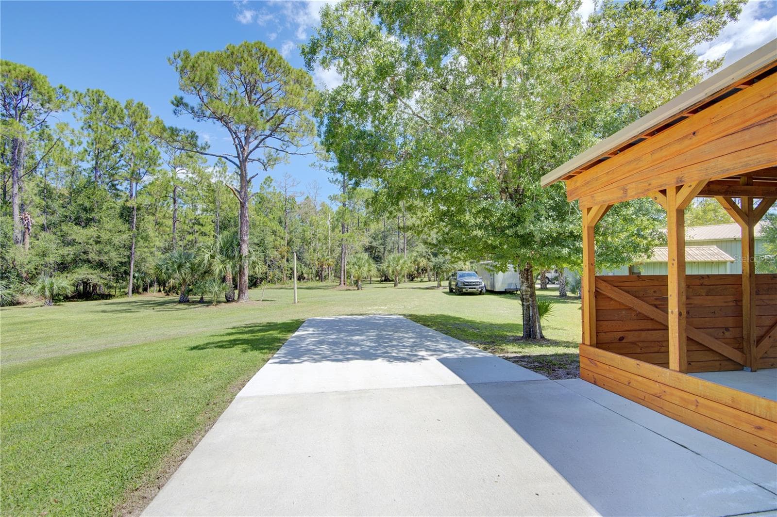 Manufactured Home at 420 SMITH RD, OSTEEN, photo 4 of 77