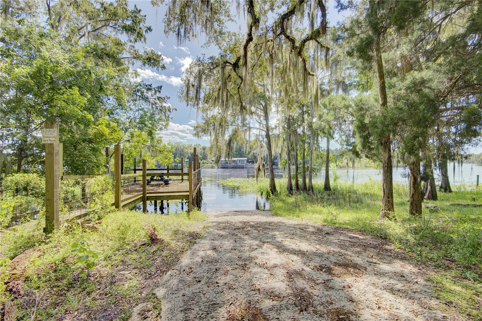 Community Boat Launch onto St Johns River - 420 SMITH RD, OSTEEN