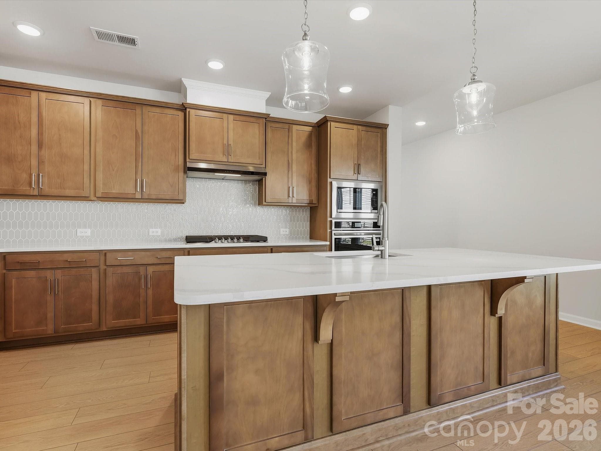 Townhouse at 10034 Mamillion Drive, Huntersville, photo 5 of 21