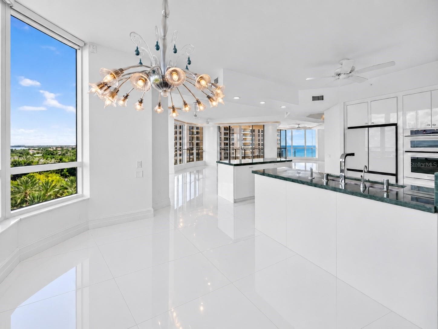 Breakfast nook. Chandelier does not convey - 1281 GULF OF MEXICO DRIVE DR #707, LONGBOAT KEY