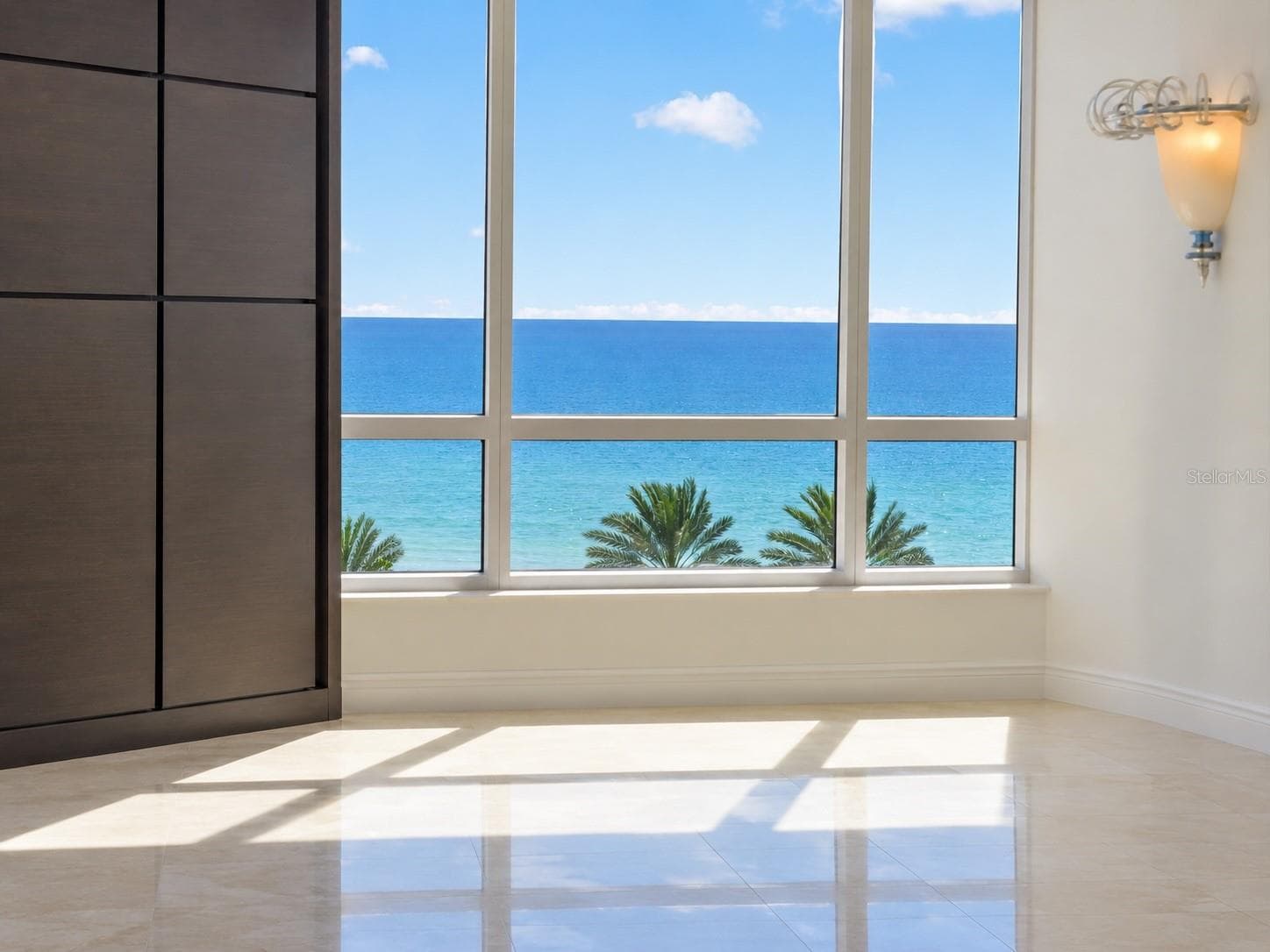 Den view. Built-in conveys - 1281 GULF OF MEXICO DRIVE DR #707, LONGBOAT KEY