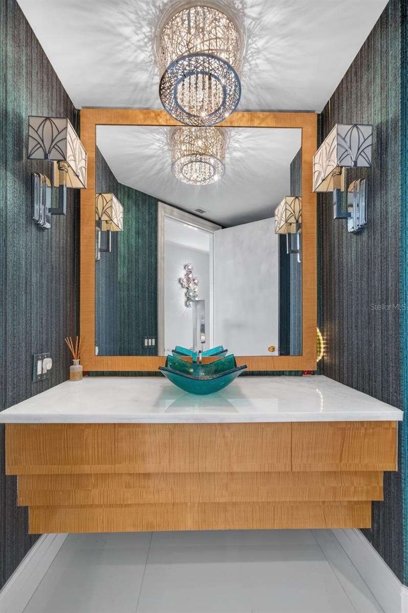 Powder bathroom - 1281 GULF OF MEXICO DRIVE DR #707, LONGBOAT KEY