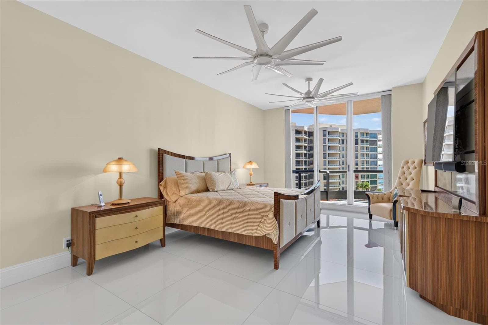 Condominium at 1281 GULF OF MEXICO DRIVE DR #707, LONGBOAT KEY, photo 35 of 98