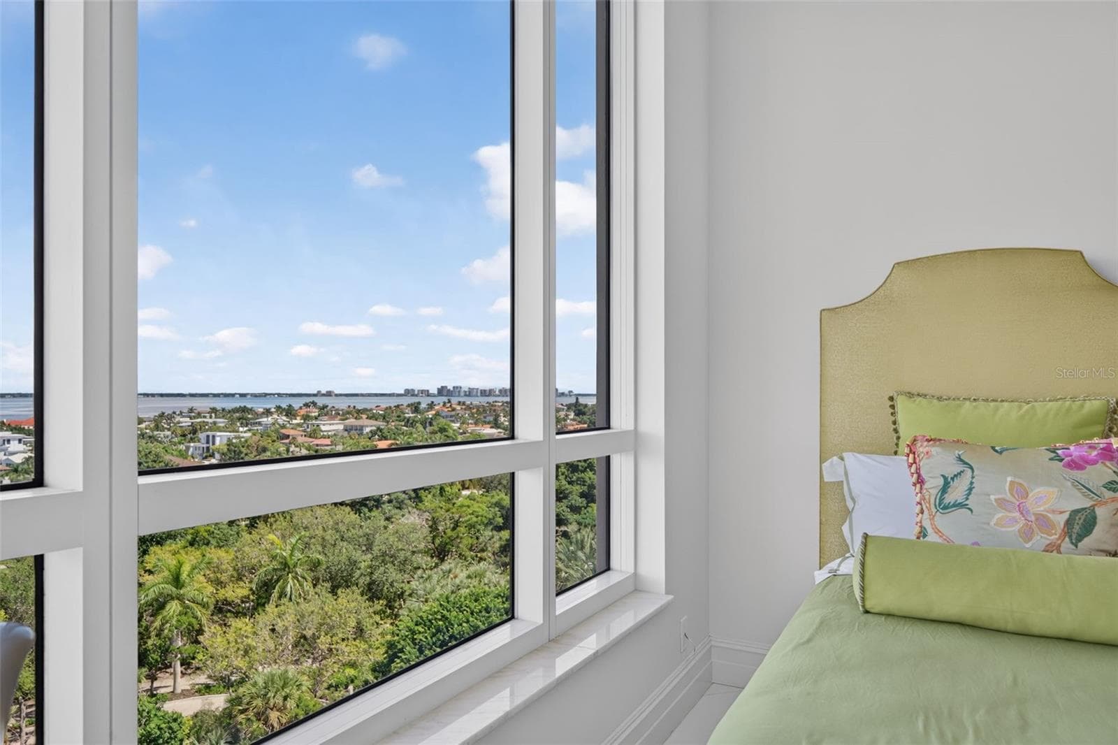 Guest Bedroom 2 Eastern view - 1281 GULF OF MEXICO DRIVE DR #707, LONGBOAT KEY