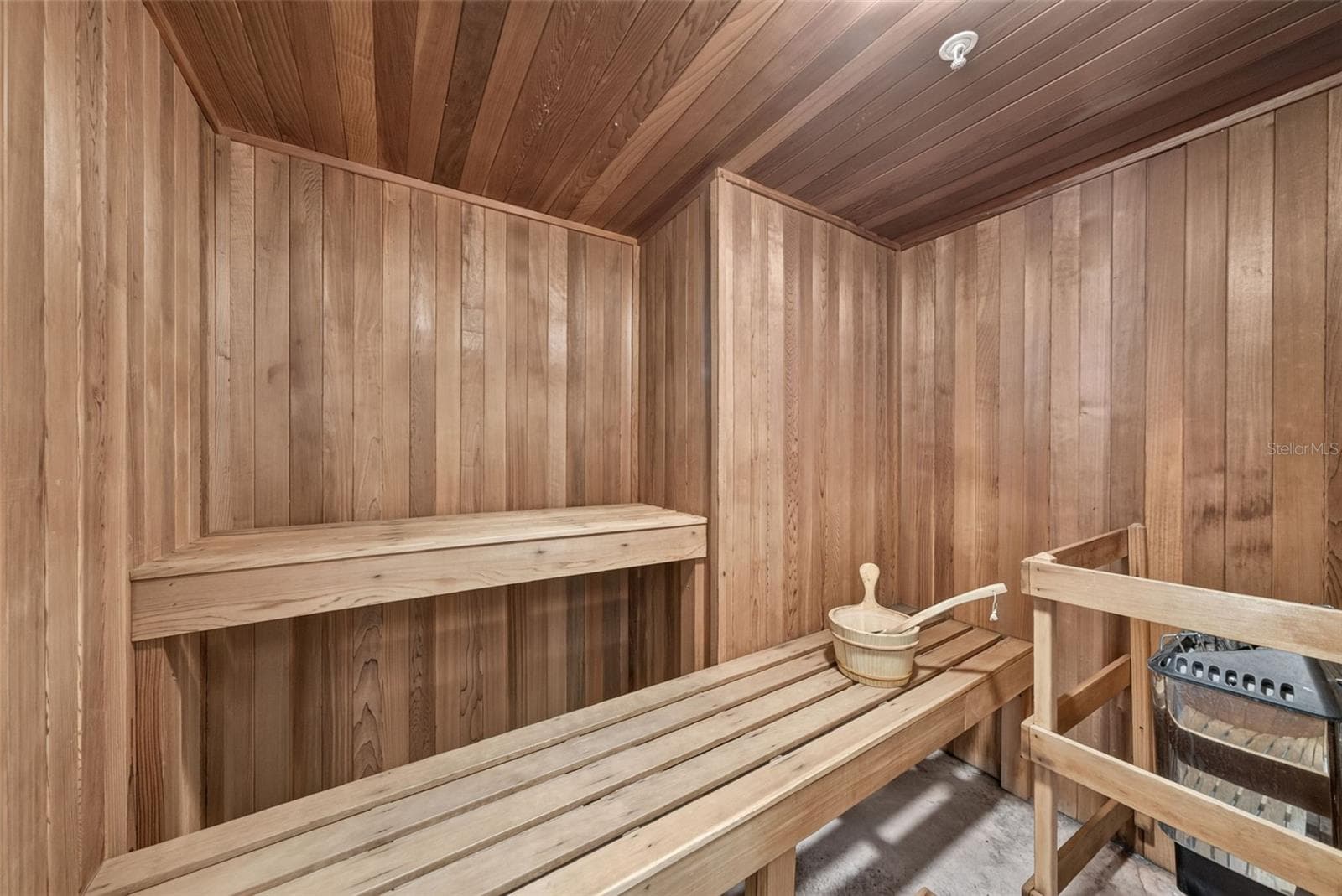 Ladies Sauna - 1281 GULF OF MEXICO DRIVE DR #707, LONGBOAT KEY