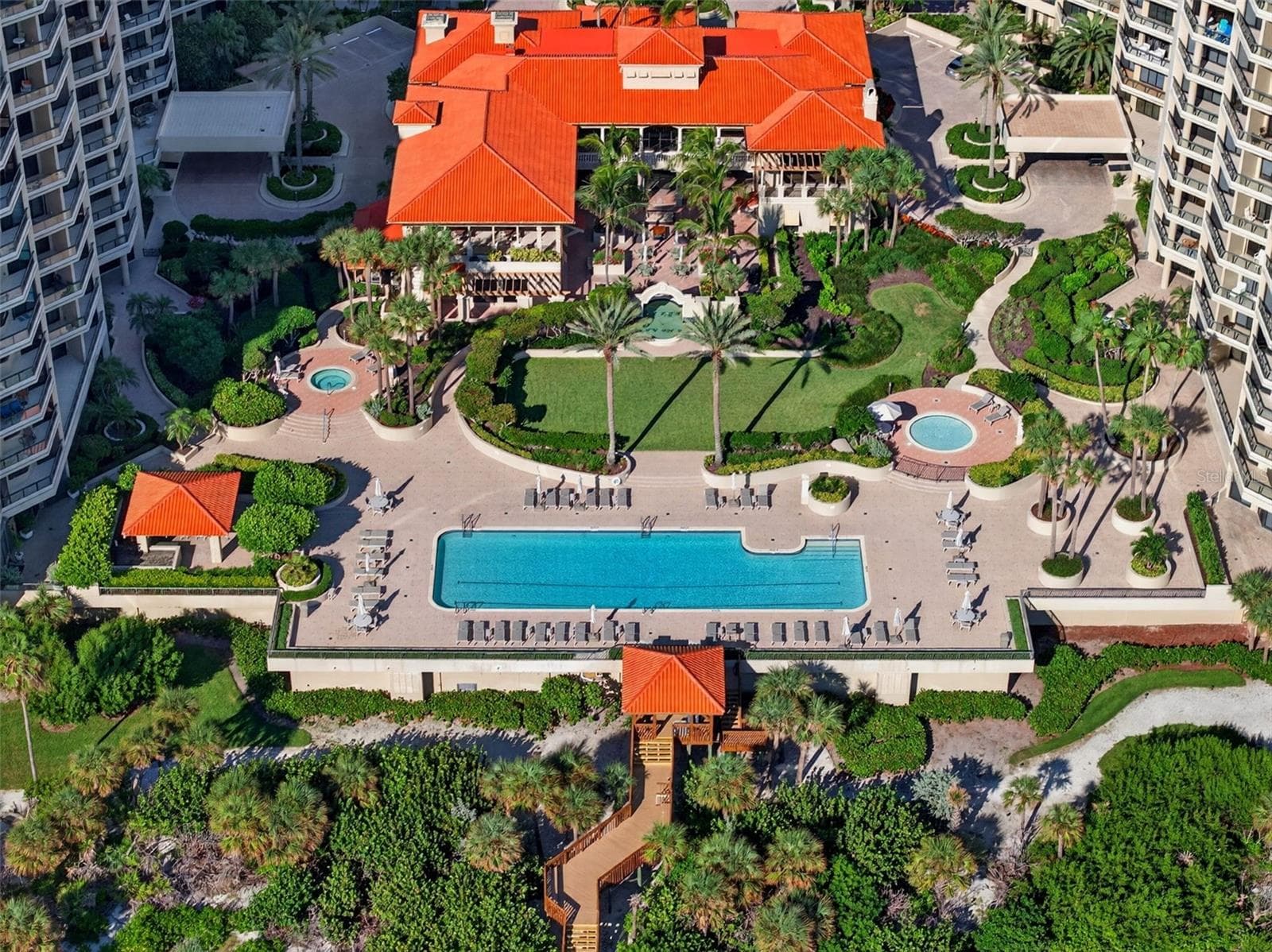 Building campus - 1281 GULF OF MEXICO DRIVE DR #707, LONGBOAT KEY