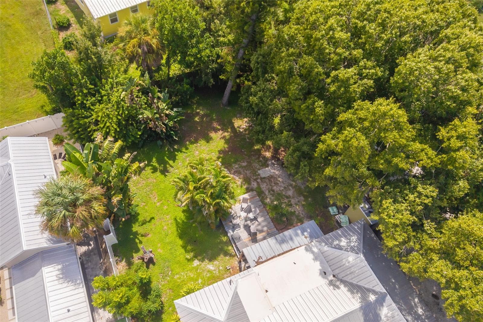 Single Family Residence at 2316 GULL LN, SARASOTA, photo 5 of 45