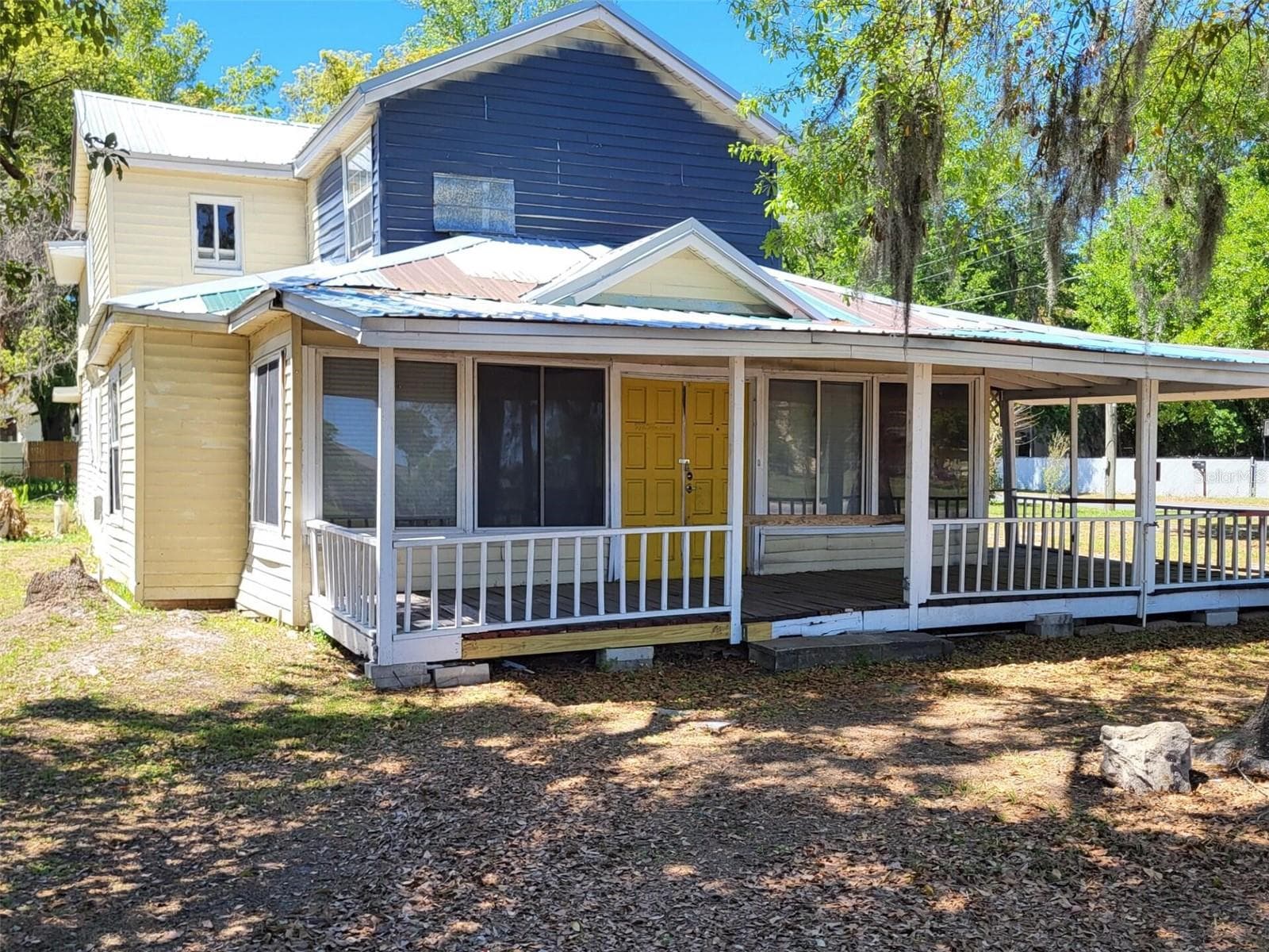 Single Family Residence at 3520 N FLORIDA AVE, LAKELAND, photo 2 of 4