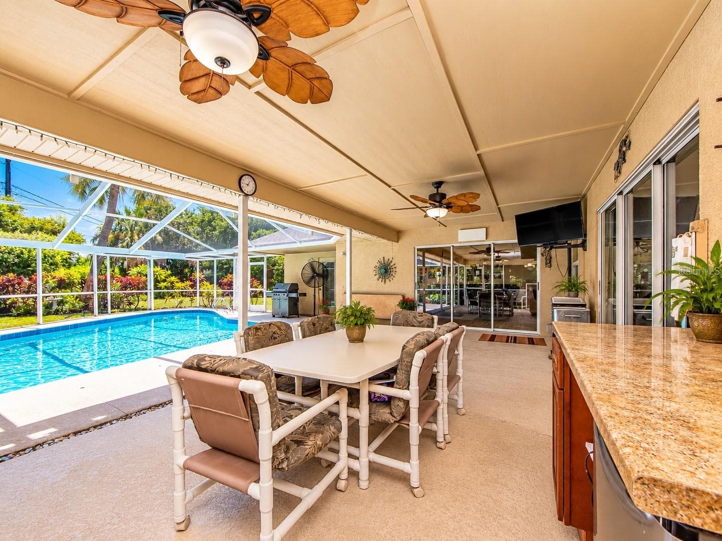 LARGE COVERED LANIA - 2899 TURTLE TER, PALM HARBOR
