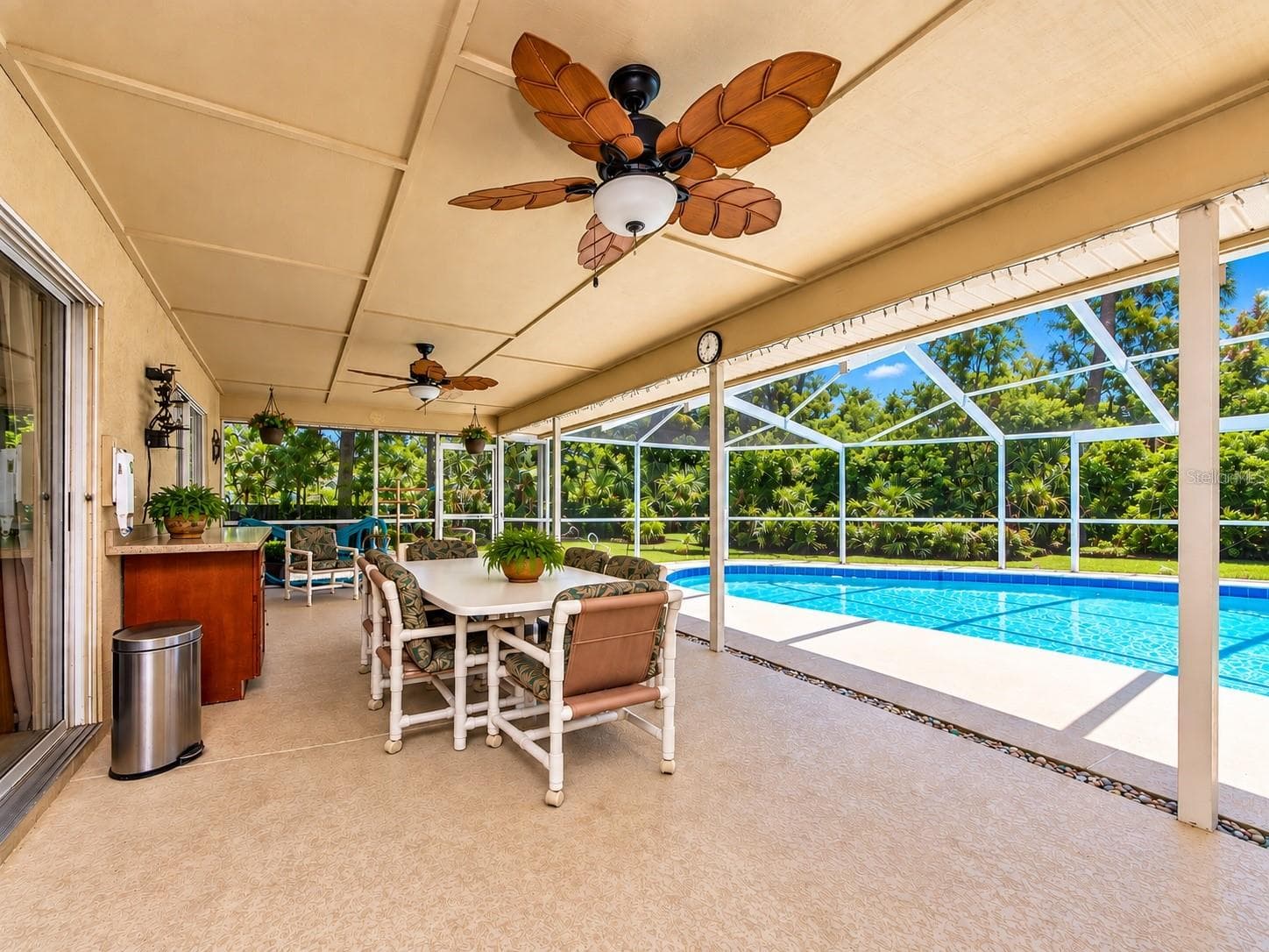 LARGE COVERED LANIA - 2899 TURTLE TER, PALM HARBOR
