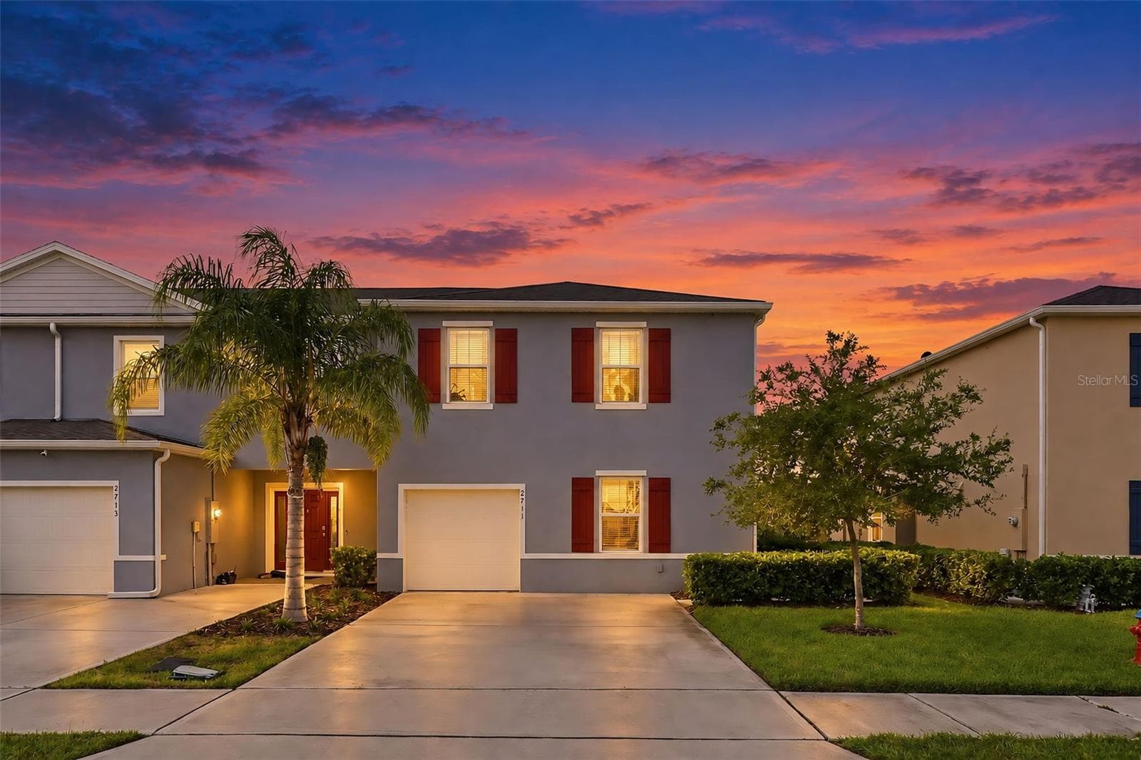 2711 SILVER CANOE DR