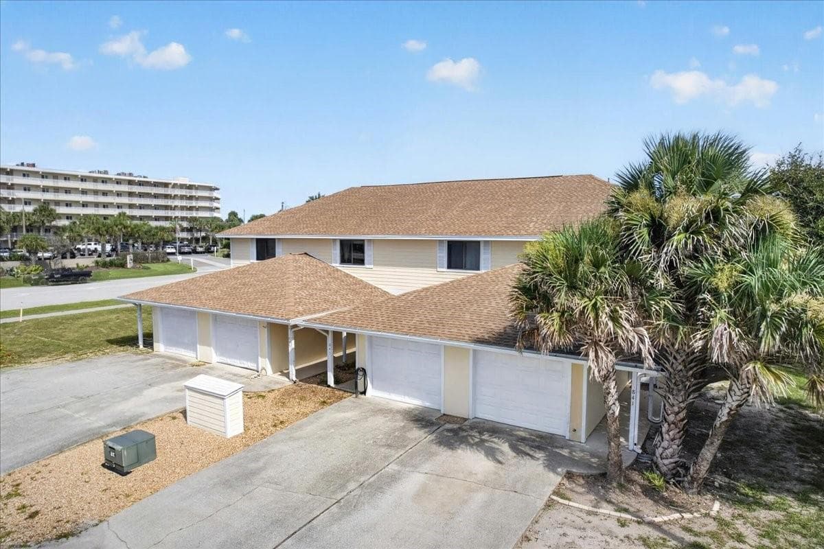 Quadruplex at 841 E 14TH AVE, NEW SMYRNA BEACH, photo 2 of 99